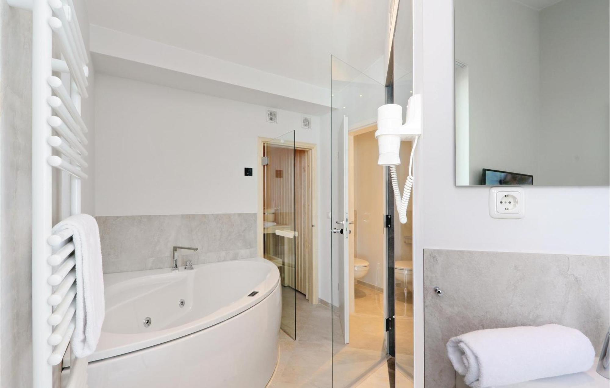 Duenenvilla Penthouse Deluxe Lübeck Buitenkant foto